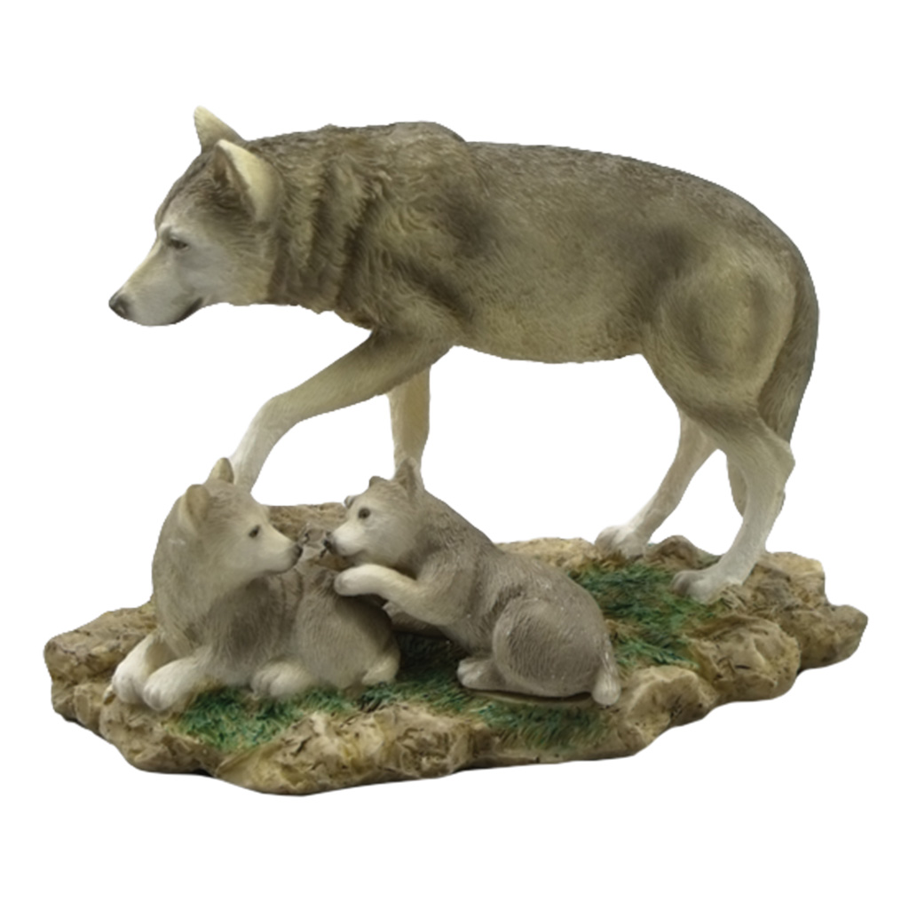 Wolf & Pups Figurine 17814